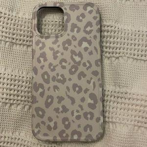 Gray Leopard iPhone 12 / 12 Pro Case